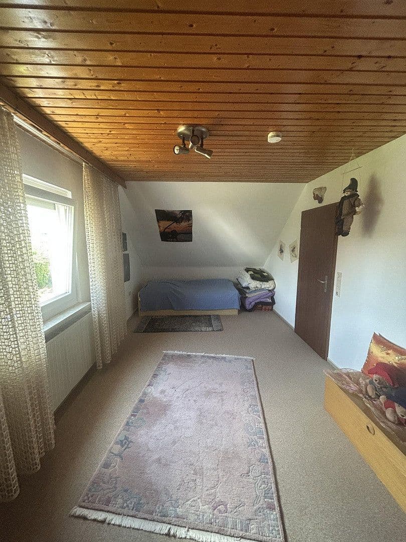 Predaj domu 145 m², pozemok 704 m², Schlat, Bádensko-Wurttembersko Predaj domu 145 m², pozemok 704 m², Schlat, Bádensko-Wurttembersko