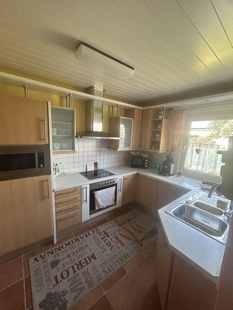 Predaj domu 145 m², pozemok 704 m², Schlat, Bádensko-Wurttembersko Predaj domu 145 m², pozemok 704 m², Schlat, Bádensko-Wurttembersko
