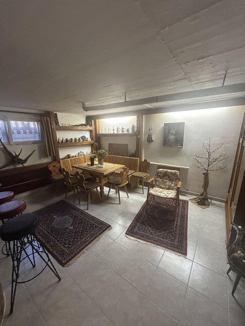 Predaj domu 145 m², pozemok 704 m², Schlat, Bádensko-Wurttembersko Predaj domu 145 m², pozemok 704 m², Schlat, Bádensko-Wurttembersko