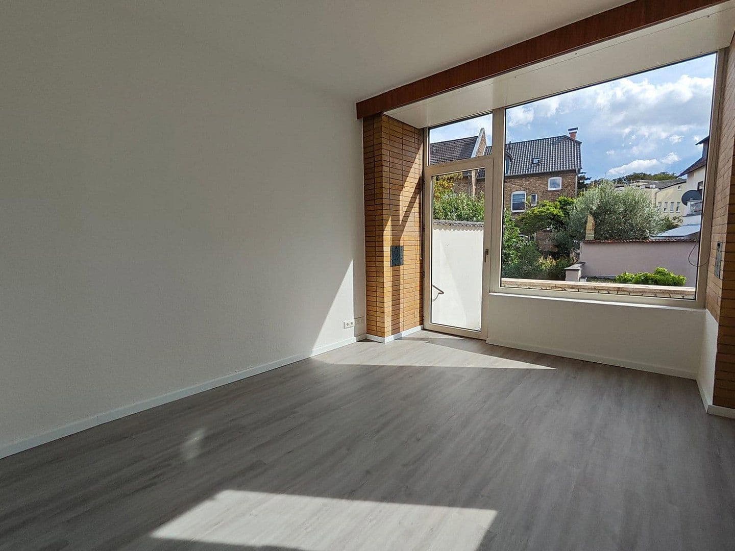 Prenájom bytu 4-izbový 97 m², Emrichruhstraße 41, Mainz, Porýnie-Falcko Prenájom bytu 4-izbový 97 m², Emrichruhstraße 41, Mainz, Porýnie-Falcko