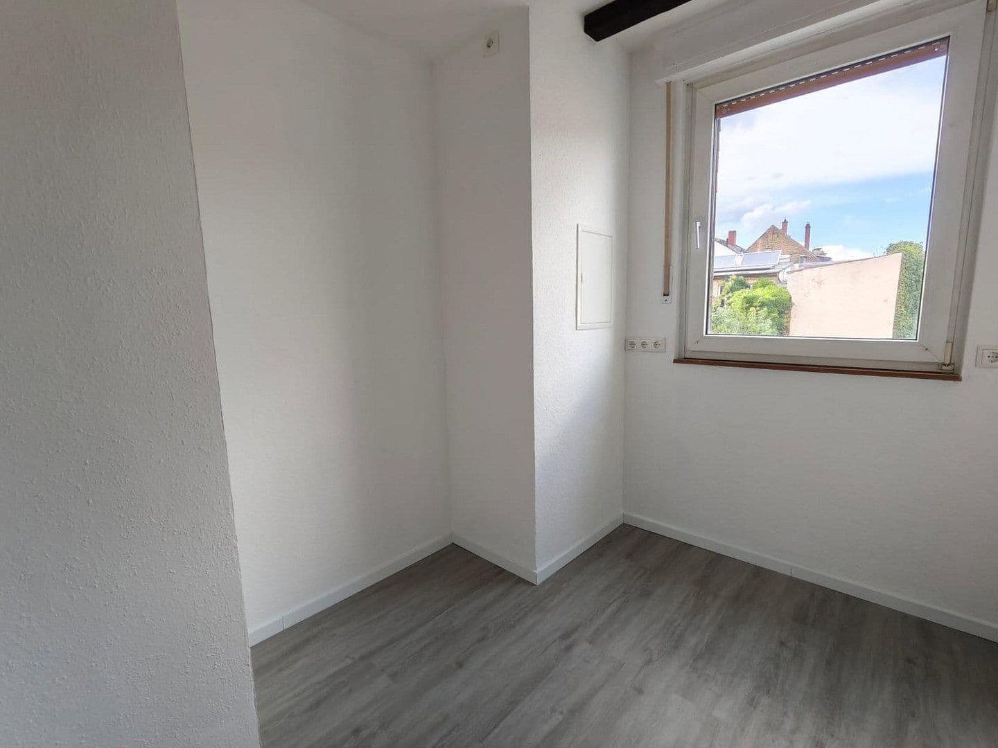 Prenájom bytu 4-izbový 97 m², Emrichruhstraße 41, Mainz, Porýnie-Falcko Prenájom bytu 4-izbový 97 m², Emrichruhstraße 41, Mainz, Porýnie-Falcko