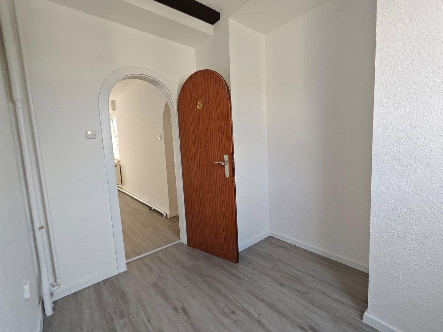 Prenájom bytu 4-izbový 97 m², Emrichruhstraße 41, Mainz, Porýnie-Falcko Prenájom bytu 4-izbový 97 m², Emrichruhstraße 41, Mainz, Porýnie-Falcko