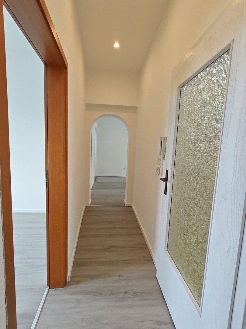 Prenájom bytu 4-izbový 97 m², Emrichruhstraße 41, Mainz, Porýnie-Falcko Prenájom bytu 4-izbový 97 m², Emrichruhstraße 41, Mainz, Porýnie-Falcko