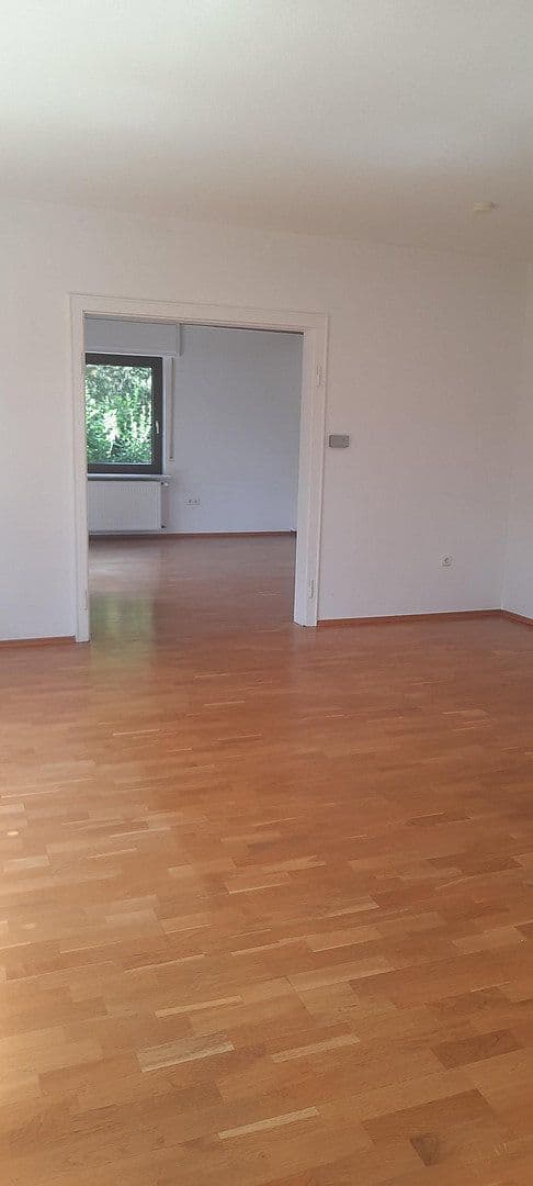 Predaj domu 145 m², pozemok 500 m², Hasselroth, Hesensko Predaj domu 145 m², pozemok 500 m², Hasselroth, Hesensko