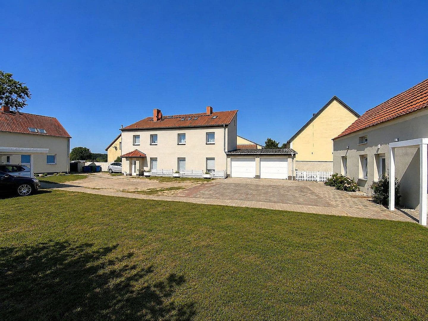 Predaj domu 299 m², pozemok 5.806 m², Mittenwalde, Brandenbursko Predaj domu 299 m², pozemok 5.806 m², Mittenwalde, Brandenbursko