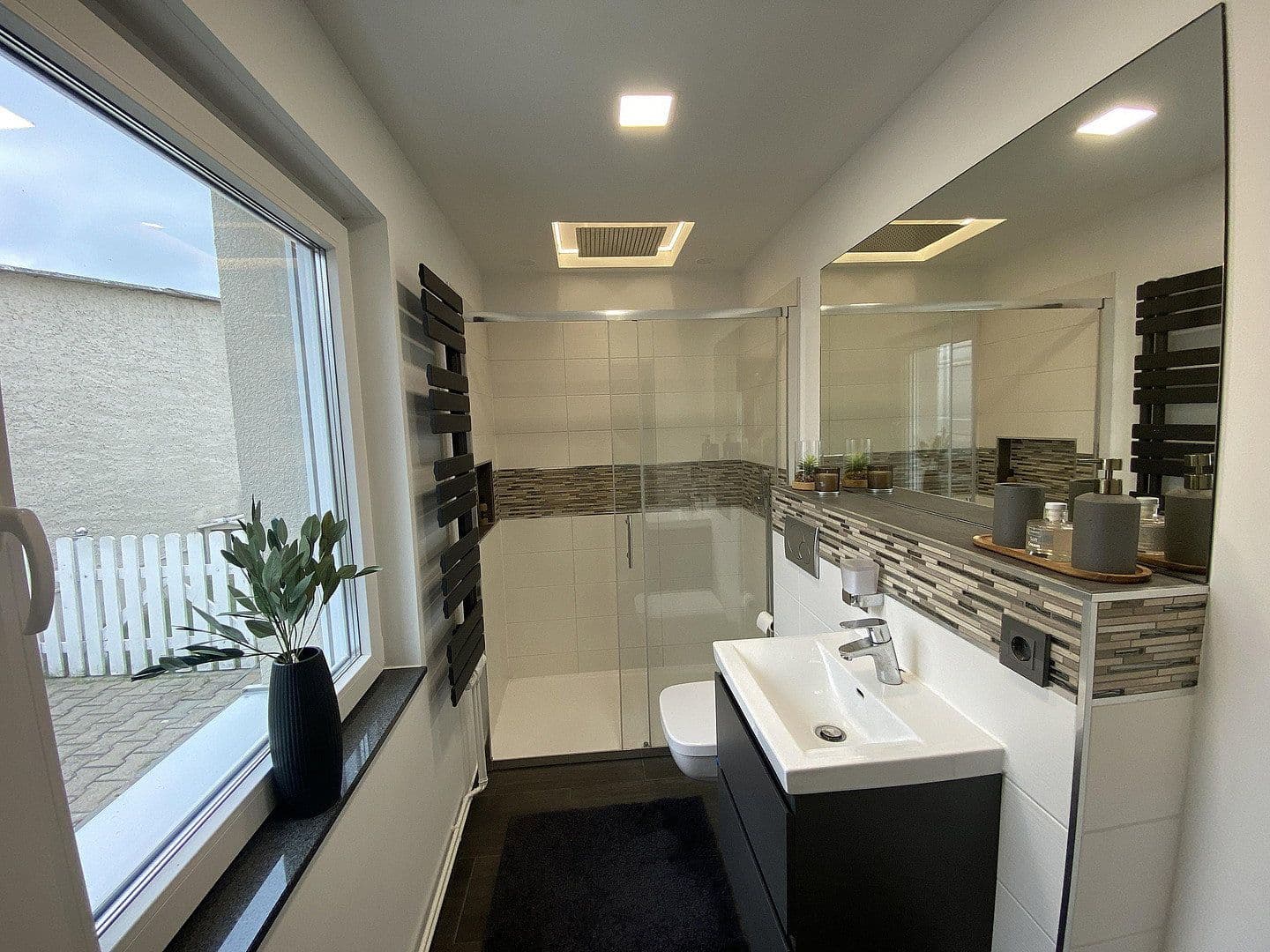 Predaj domu 299 m², pozemok 5.806 m², Mittenwalde, Brandenbursko Predaj domu 299 m², pozemok 5.806 m², Mittenwalde, Brandenbursko