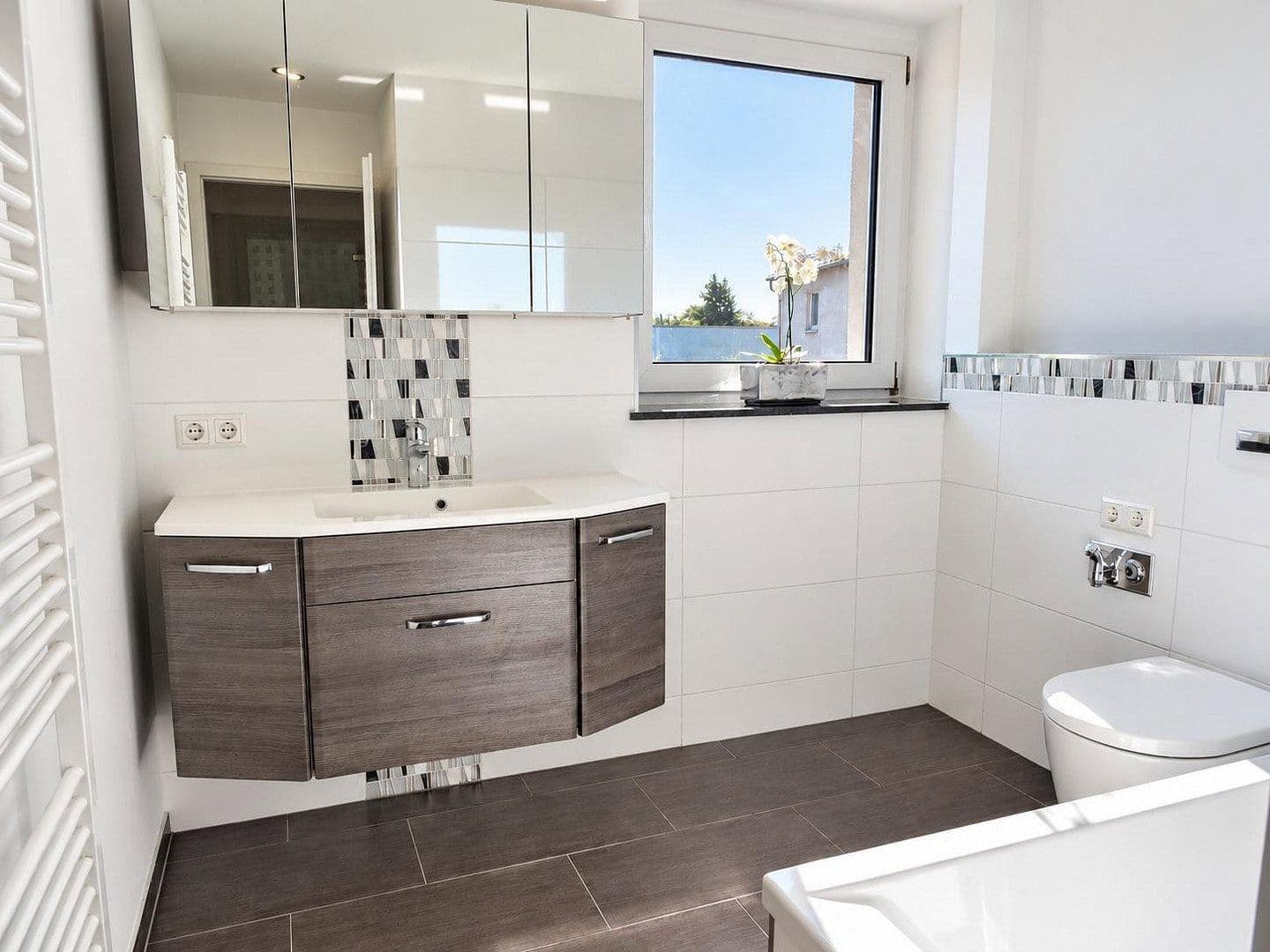 Predaj domu 299 m², pozemok 5.806 m², Mittenwalde, Brandenbursko Predaj domu 299 m², pozemok 5.806 m², Mittenwalde, Brandenbursko