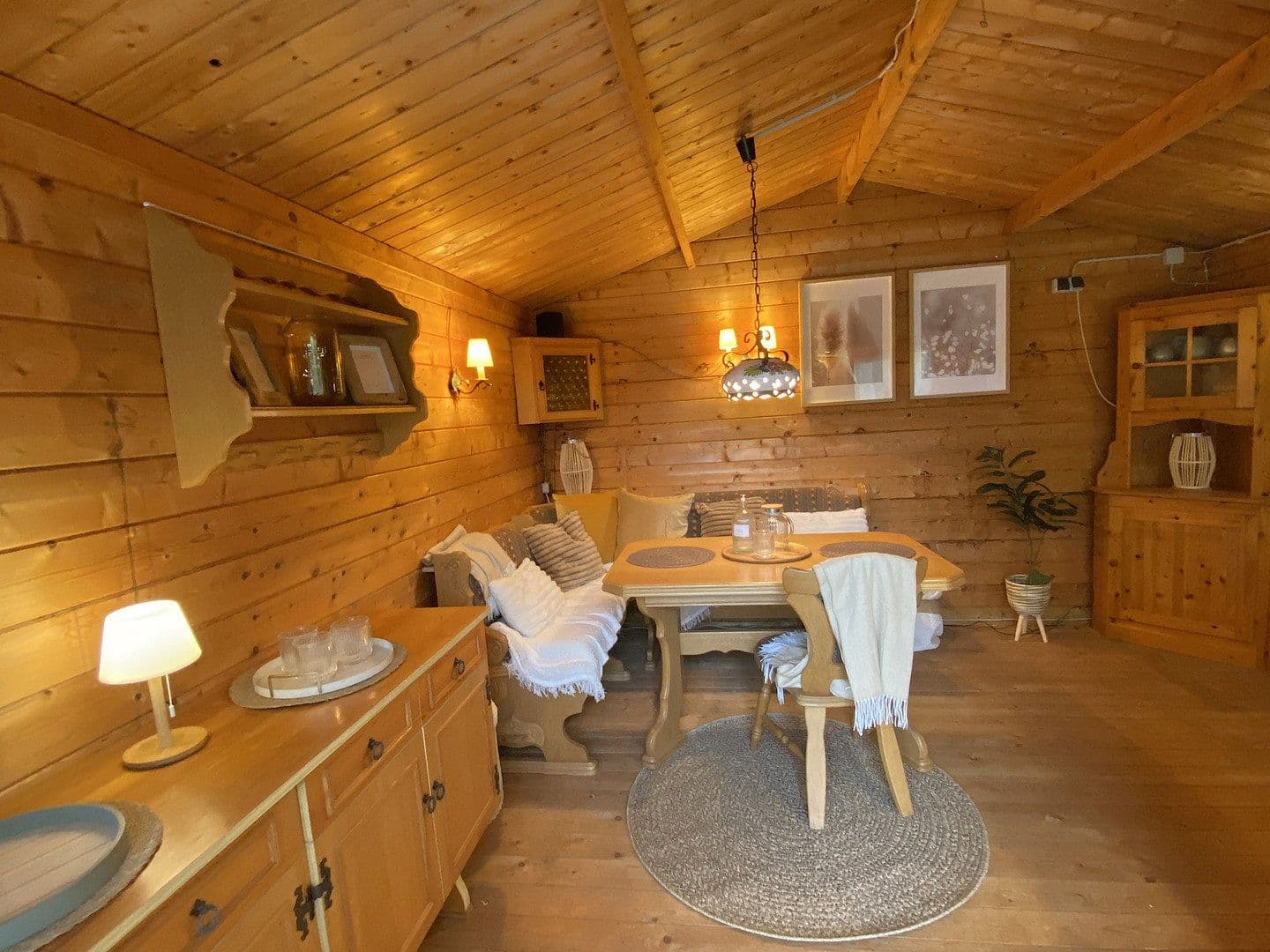 Predaj domu 299 m², pozemok 5.806 m², Mittenwalde, Brandenbursko Predaj domu 299 m², pozemok 5.806 m², Mittenwalde, Brandenbursko