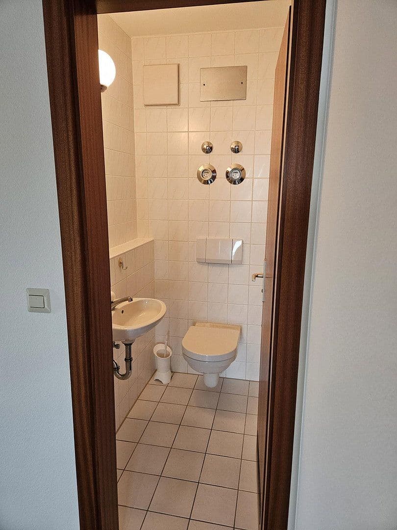 Prenájom bytu 2-izbový 65 m², Salach, Bádensko-Wurttembersko Prenájom bytu 2-izbový 65 m², Salach, Bádensko-Wurttembersko
