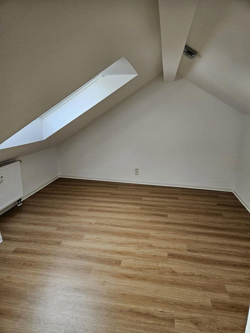 Prenájom bytu 2-izbový 65 m², Salach, Bádensko-Wurttembersko Prenájom bytu 2-izbový 65 m², Salach, Bádensko-Wurttembersko
