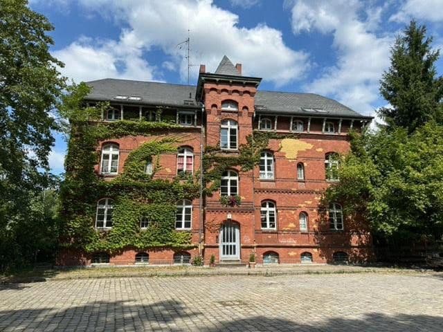 Predaj bytu 4-izbový 86 m², Berlin-Wannsee, Berlín Predaj bytu 4-izbový 86 m², Berlin-Wannsee, Berlín