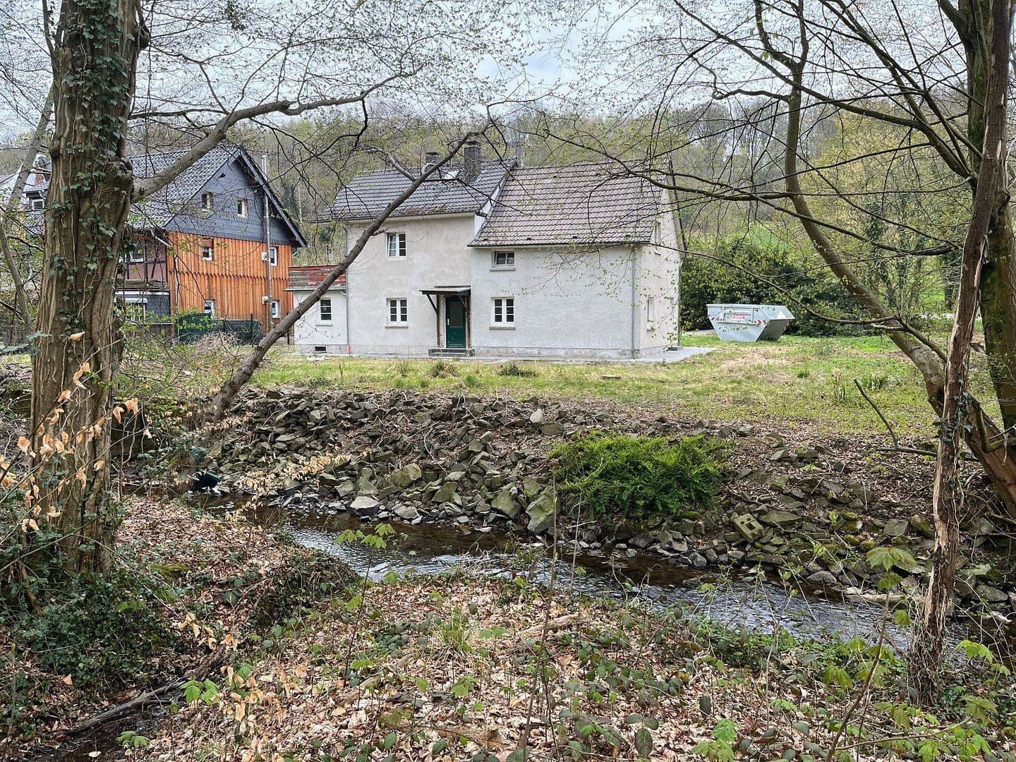 Predaj domu 181 m², pozemok 1.754 m², Odenthal, Severné Porýnie - Westfálsko Predaj domu 181 m², pozemok 1.754 m², Odenthal, Severné Porýnie - Westfálsko