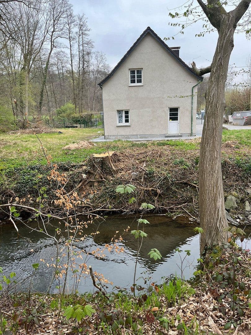 Predaj domu 181 m², pozemok 1.754 m², Odenthal, Severné Porýnie - Westfálsko Predaj domu 181 m², pozemok 1.754 m², Odenthal, Severné Porýnie - Westfálsko