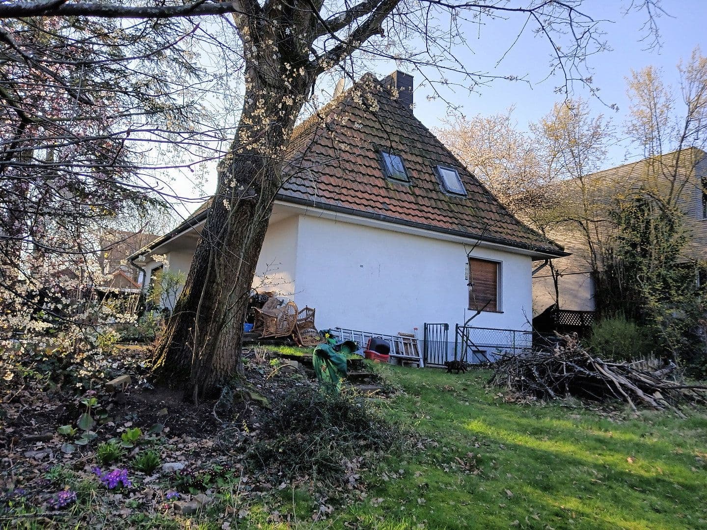 Predaj domu 120 m², pozemok 1.300 m², Bonn, Severné Porýnie - Westfálsko Predaj domu 120 m², pozemok 1.300 m², Bonn, Severné Porýnie - Westfálsko