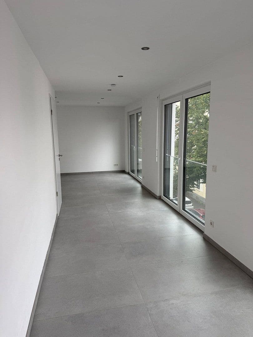Prenájom bytu 2-izbový 70 m², Düsseldorfer Strasse 3, Köln, Severné Porýnie - Westfálsko Prenájom bytu 2-izbový 70 m², Düsseldorfer Strasse 3, Köln, Severné Porýnie - Westfálsko