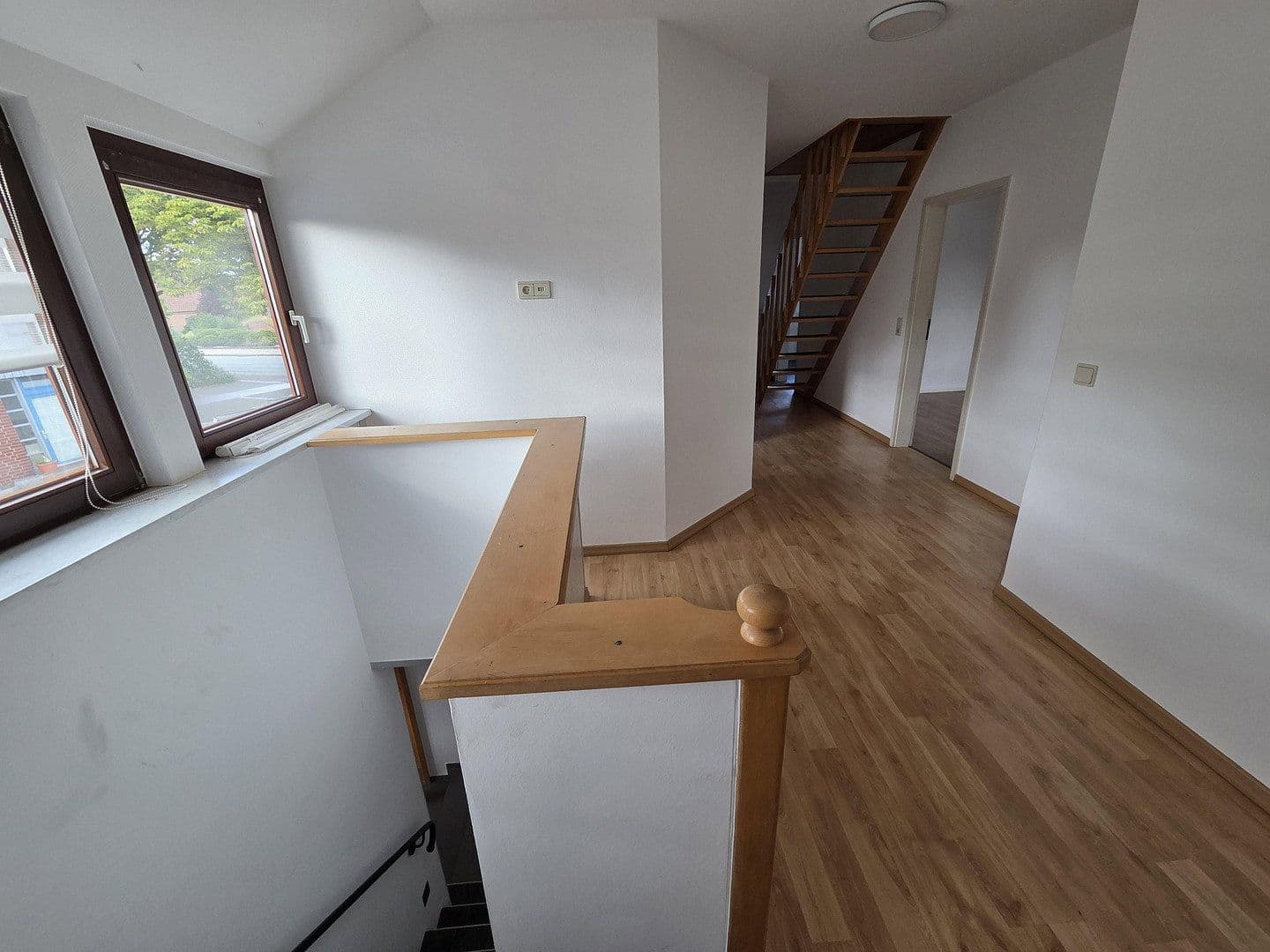 Prenájom bytu 3-izbový 115 m², Thedinghausen, Dolné Sasko Prenájom bytu 3-izbový 115 m², Thedinghausen, Dolné Sasko