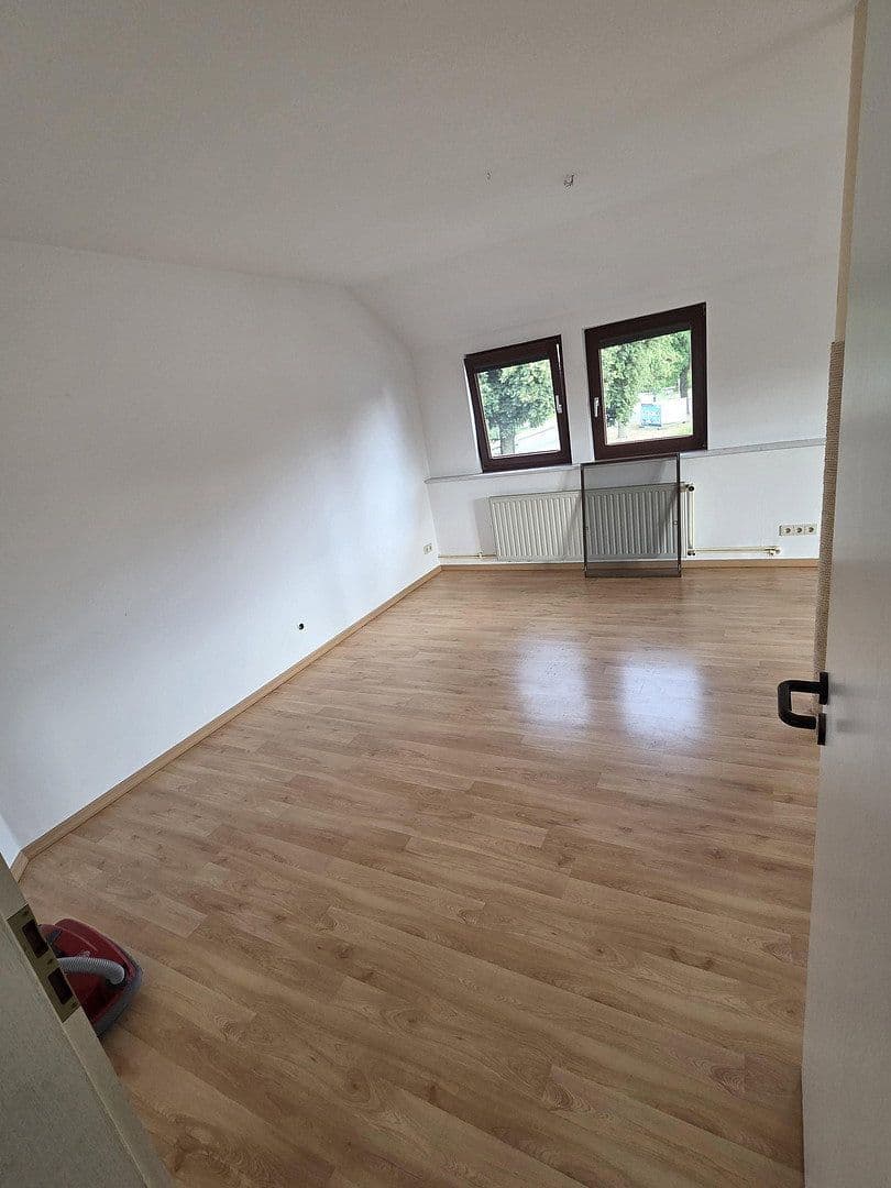 Prenájom bytu 3-izbový 115 m², Thedinghausen, Dolné Sasko Prenájom bytu 3-izbový 115 m², Thedinghausen, Dolné Sasko
