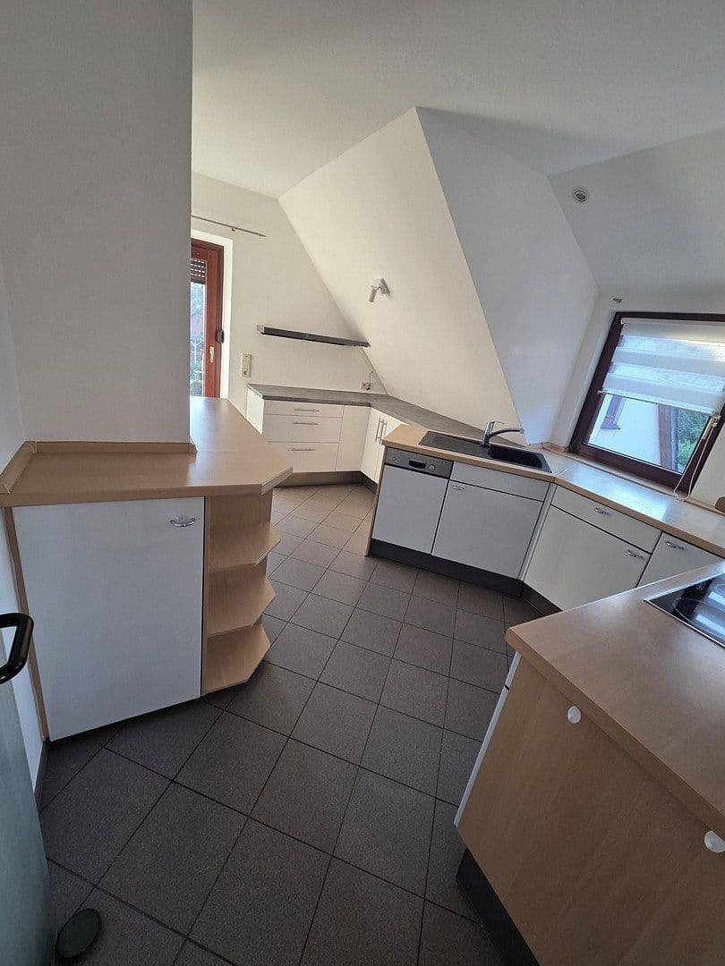 Prenájom bytu 3-izbový 115 m², Thedinghausen, Dolné Sasko Prenájom bytu 3-izbový 115 m², Thedinghausen, Dolné Sasko