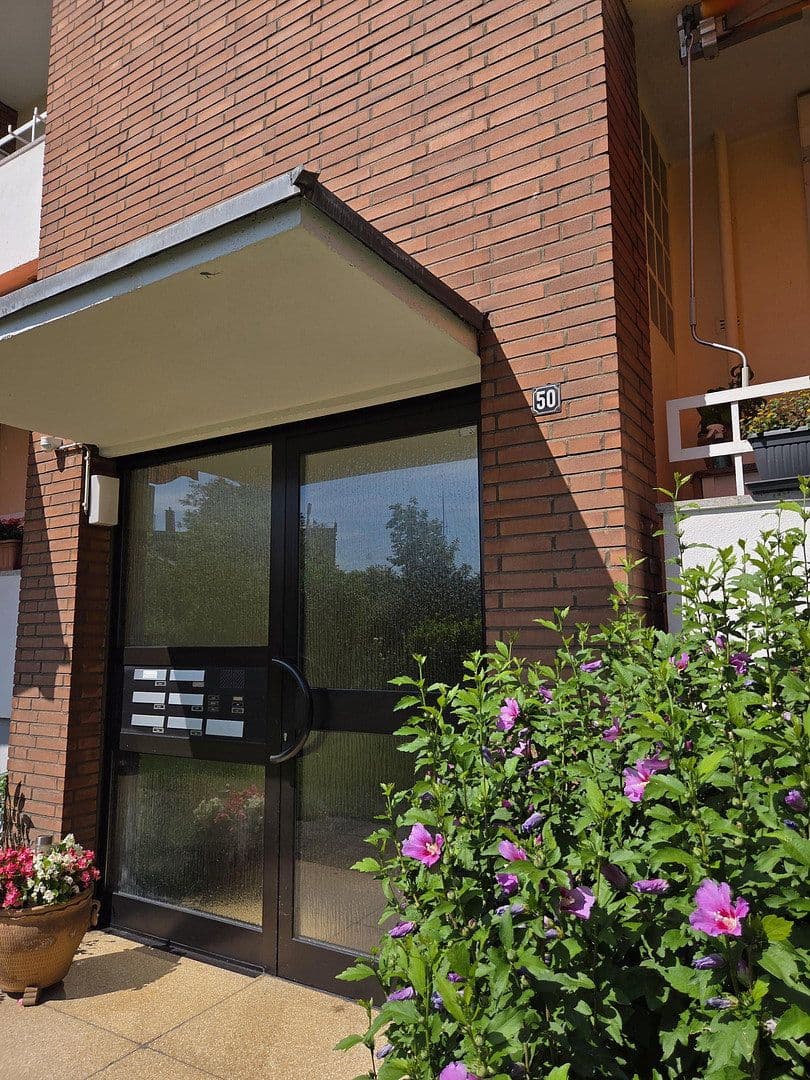 Predaj bytu 3-izbový 69 m², Kronenweg 50, Wesseling, Severné Porýnie - Westfálsko Predaj bytu 3-izbový 69 m², Kronenweg 50, Wesseling, Severné Porýnie - Westfálsko