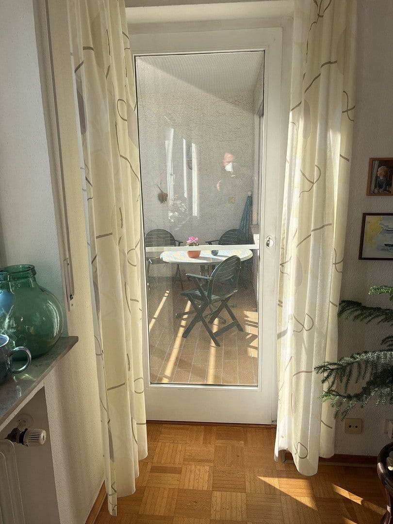 Prenájom bytu 2-izbový 85 m², Friederichstrasse 33 / 37, Korntal-Münchingen, Bádensko-Wurttembersko Prenájom bytu 2-izbový 85 m², Friederichstrasse 33 / 37, Korntal-Münchingen, Bádensko-Wurttembersko