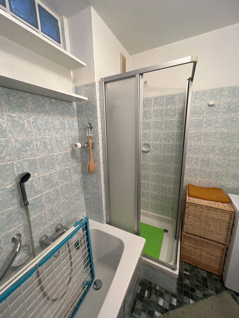 Prenájom bytu 2-izbový 85 m², Friederichstrasse 33 / 37, Korntal-Münchingen, Bádensko-Wurttembersko Prenájom bytu 2-izbový 85 m², Friederichstrasse 33 / 37, Korntal-Münchingen, Bádensko-Wurttembersko