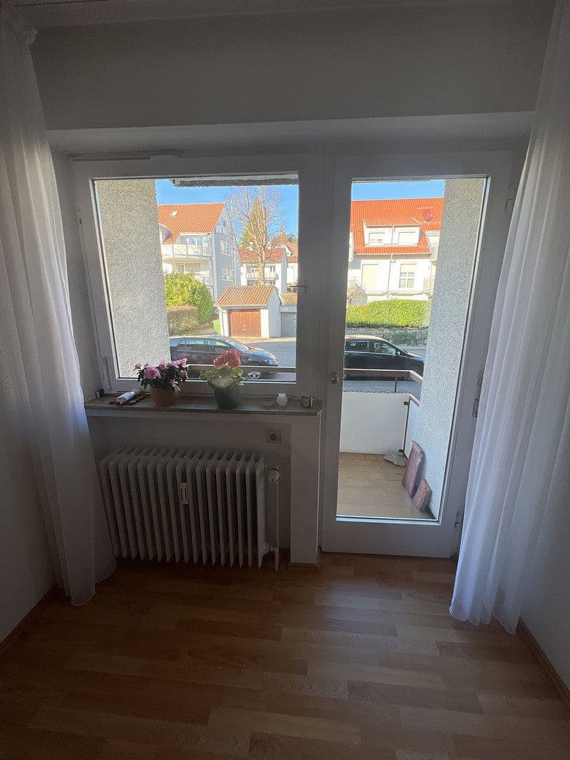 Prenájom bytu 2-izbový 85 m², Friederichstrasse 33 / 37, Korntal-Münchingen, Bádensko-Wurttembersko Prenájom bytu 2-izbový 85 m², Friederichstrasse 33 / 37, Korntal-Münchingen, Bádensko-Wurttembersko