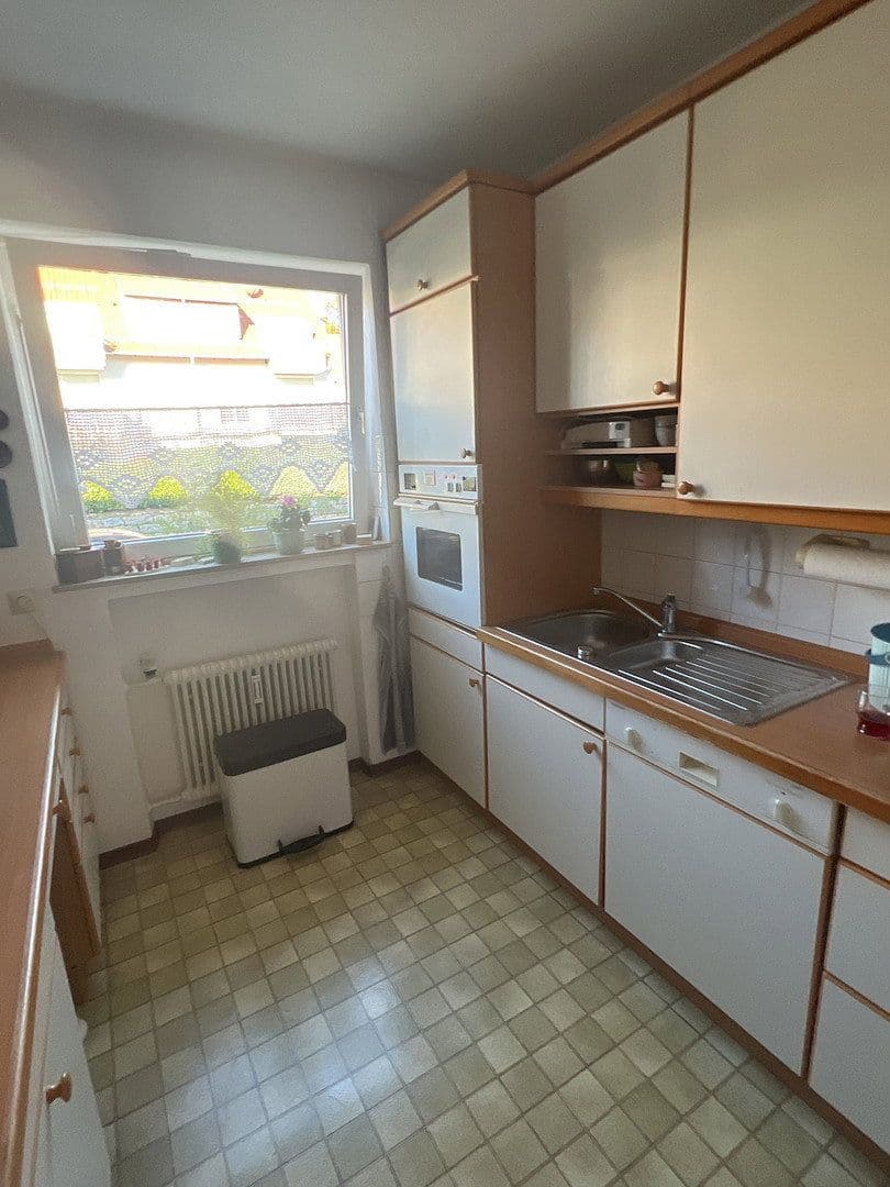 Prenájom bytu 2-izbový 85 m², Friederichstrasse 33 / 37, Korntal-Münchingen, Bádensko-Wurttembersko Prenájom bytu 2-izbový 85 m², Friederichstrasse 33 / 37, Korntal-Münchingen, Bádensko-Wurttembersko