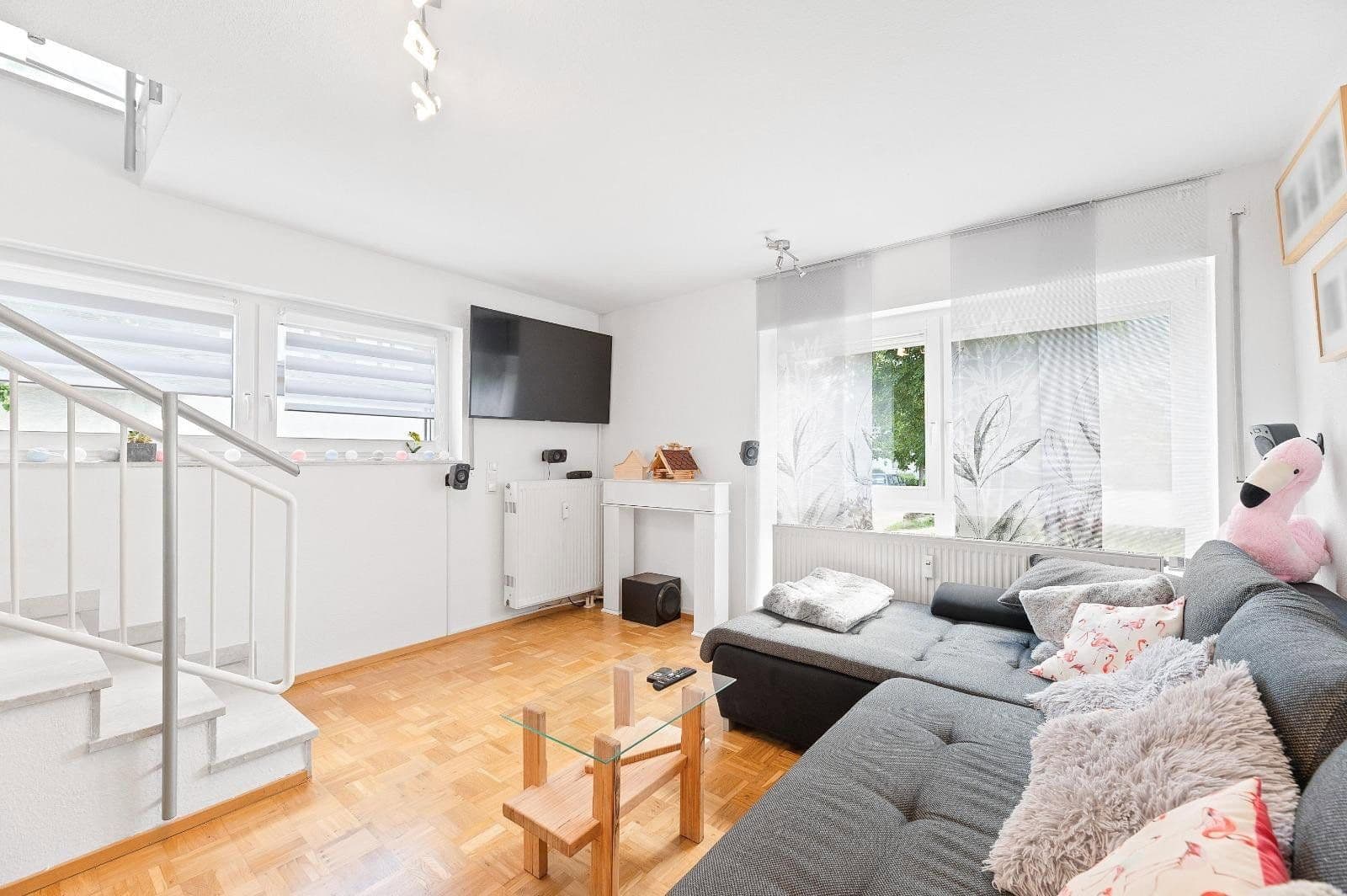 Prenájom bytu 4-izbový 110 m², Leonberg, Bádensko-Wurttembersko Prenájom bytu 4-izbový 110 m², Leonberg, Bádensko-Wurttembersko