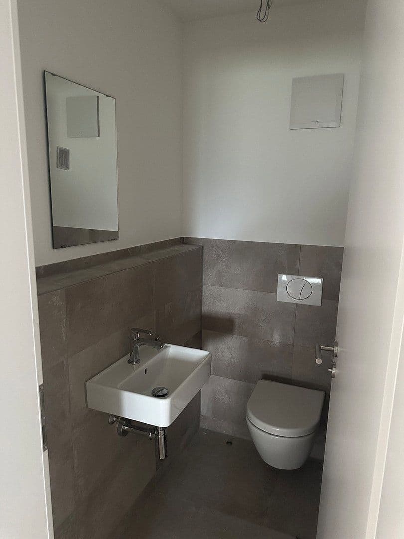 Prenájom bytu 3-izbový 97 m², Hühnlesäcker 4, 74360 Ilsfeld, Ilsfeld, Bádensko-Wurttembersko Prenájom bytu 3-izbový 97 m², Hühnlesäcker 4, 74360 Ilsfeld, Ilsfeld, Bádensko-Wurttembersko