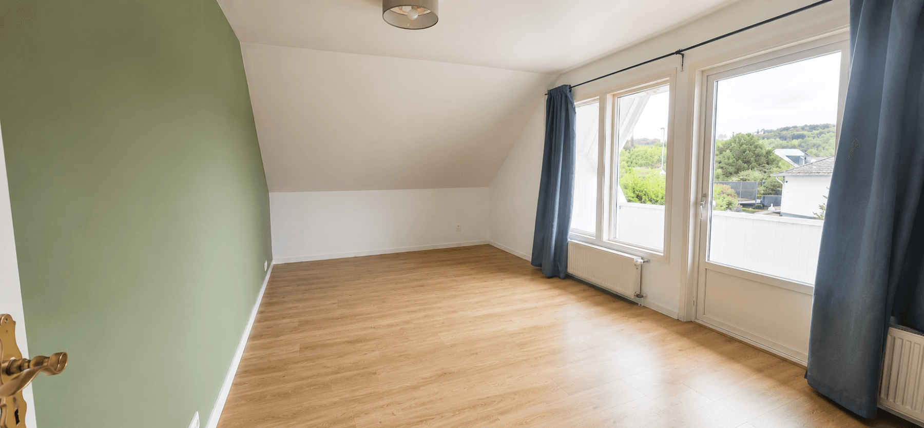 Predaj domu 255 m², pozemok 1.600 m², Waldems, Hesensko Predaj domu 255 m², pozemok 1.600 m², Waldems, Hesensko