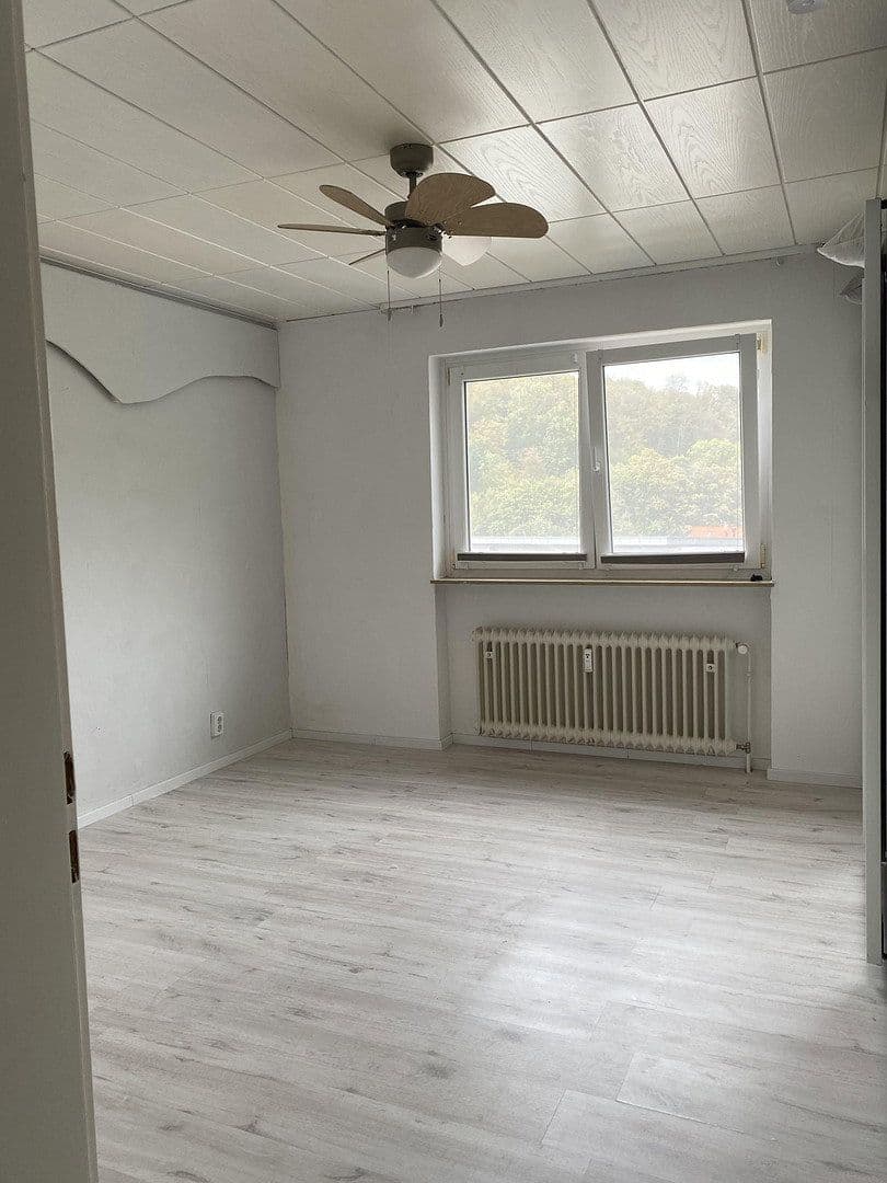 Predaj bytu 3-izbový 74 m², Hirzenhain, Hesensko Predaj bytu 3-izbový 74 m², Hirzenhain, Hesensko