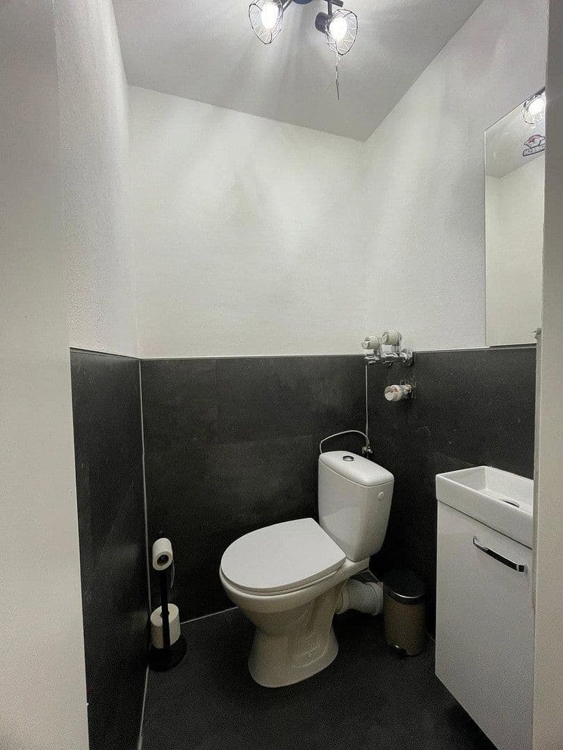 Predaj bytu 3-izbový 74 m², Hirzenhain, Hesensko Predaj bytu 3-izbový 74 m², Hirzenhain, Hesensko