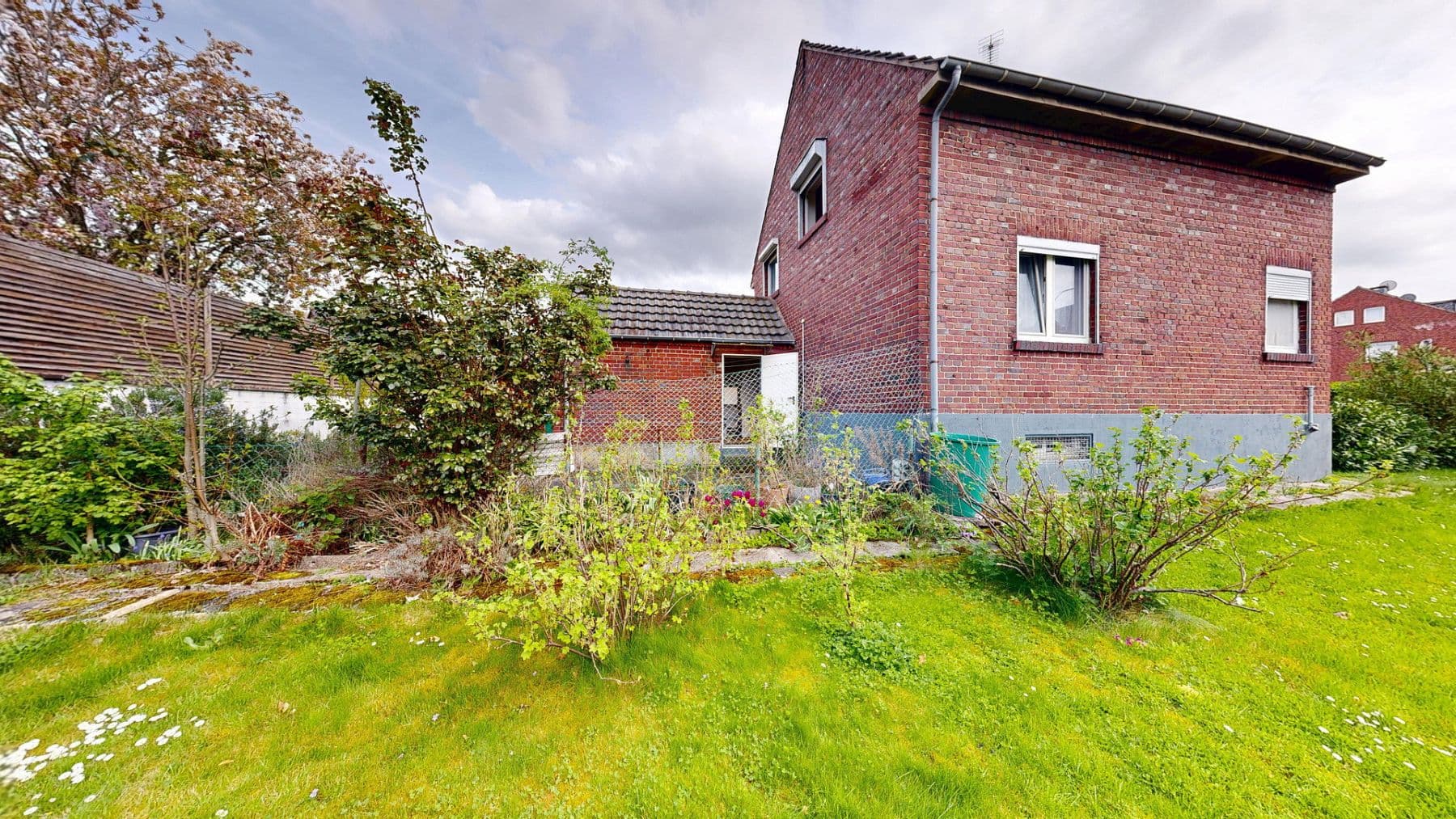 Predaj domu 89 m², pozemok 694 m², Hückelhoven, Severné Porýnie - Westfálsko Predaj domu 89 m², pozemok 694 m², Hückelhoven, Severné Porýnie - Westfálsko