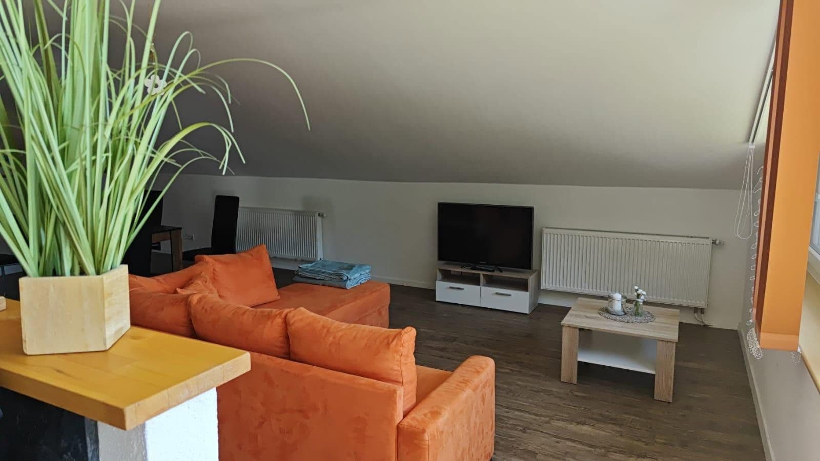 Predaj domu 252 m², pozemok 640 m², Hallauerst. 32, Stühlingen, Bádensko-Wurttembersko Predaj domu 252 m², pozemok 640 m², Hallauerst. 32, Stühlingen, Bádensko-Wurttembersko