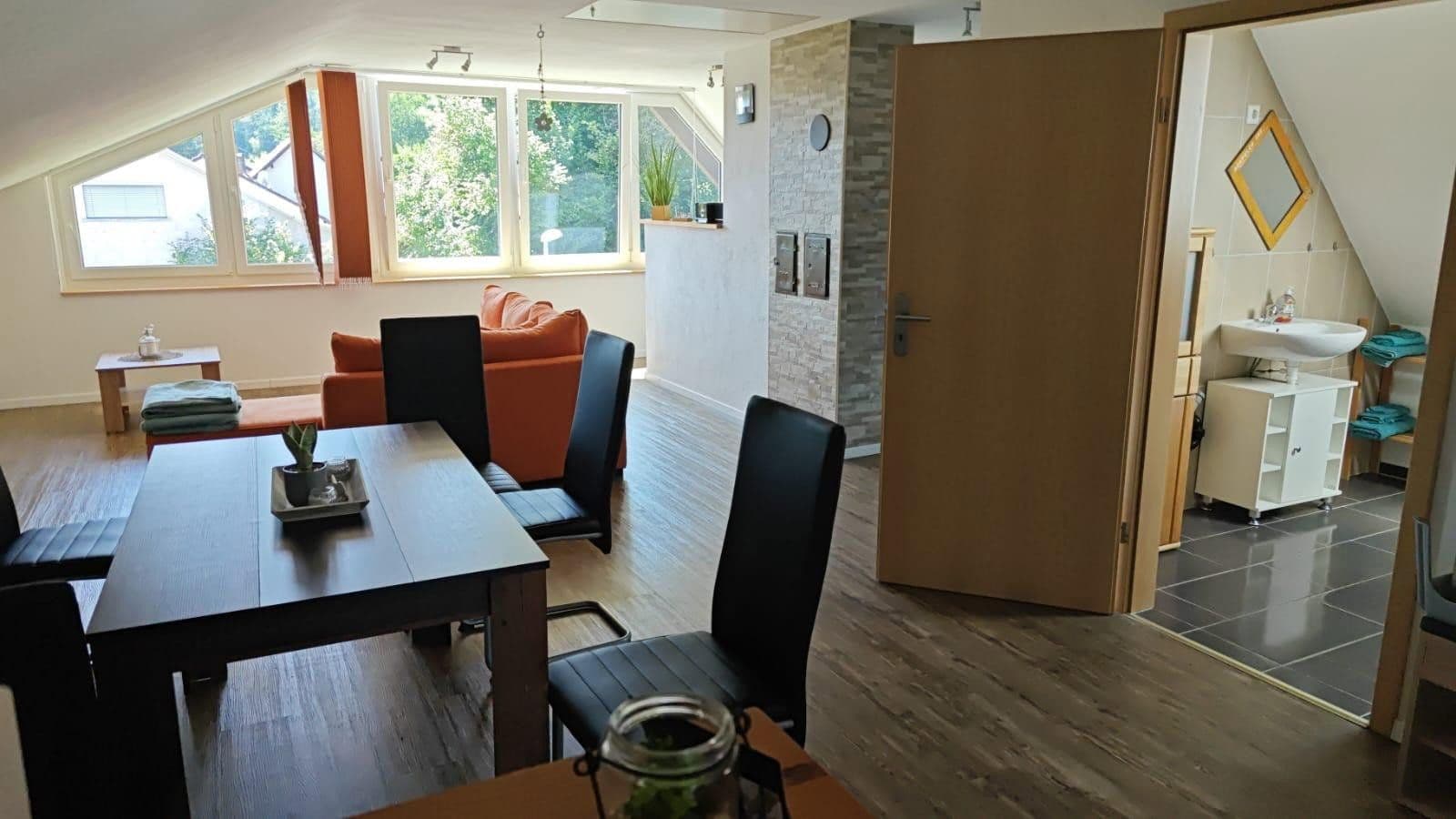 Predaj domu 252 m², pozemok 640 m², Hallauerst. 32, Stühlingen, Bádensko-Wurttembersko Predaj domu 252 m², pozemok 640 m², Hallauerst. 32, Stühlingen, Bádensko-Wurttembersko
