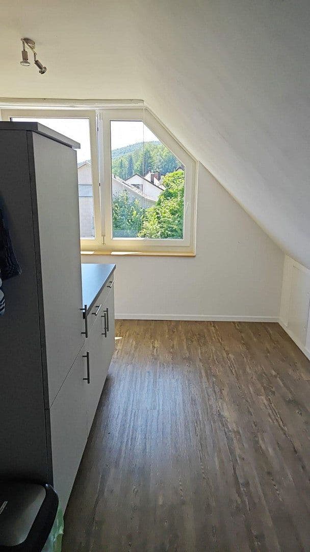Predaj domu 252 m², pozemok 640 m², Hallauerst. 32, Stühlingen, Bádensko-Wurttembersko Predaj domu 252 m², pozemok 640 m², Hallauerst. 32, Stühlingen, Bádensko-Wurttembersko