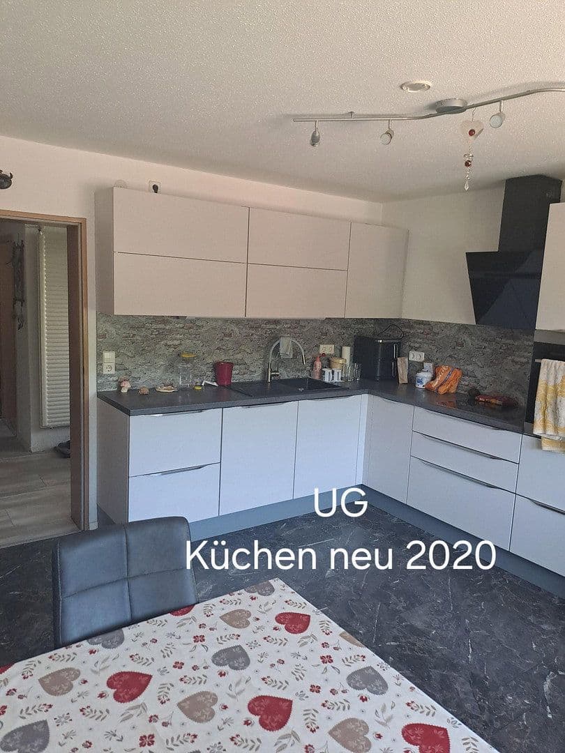 Predaj domu 252 m², pozemok 640 m², Hallauerst. 32, Stühlingen, Bádensko-Wurttembersko Predaj domu 252 m², pozemok 640 m², Hallauerst. 32, Stühlingen, Bádensko-Wurttembersko