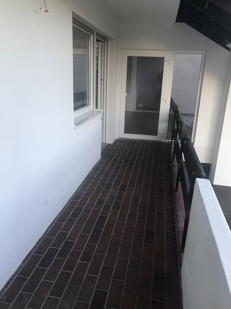 Predaj domu 228 m², pozemok 1.055 m², Wörth am Rhein, Porýnie-Falcko Predaj domu 228 m², pozemok 1.055 m², Wörth am Rhein, Porýnie-Falcko