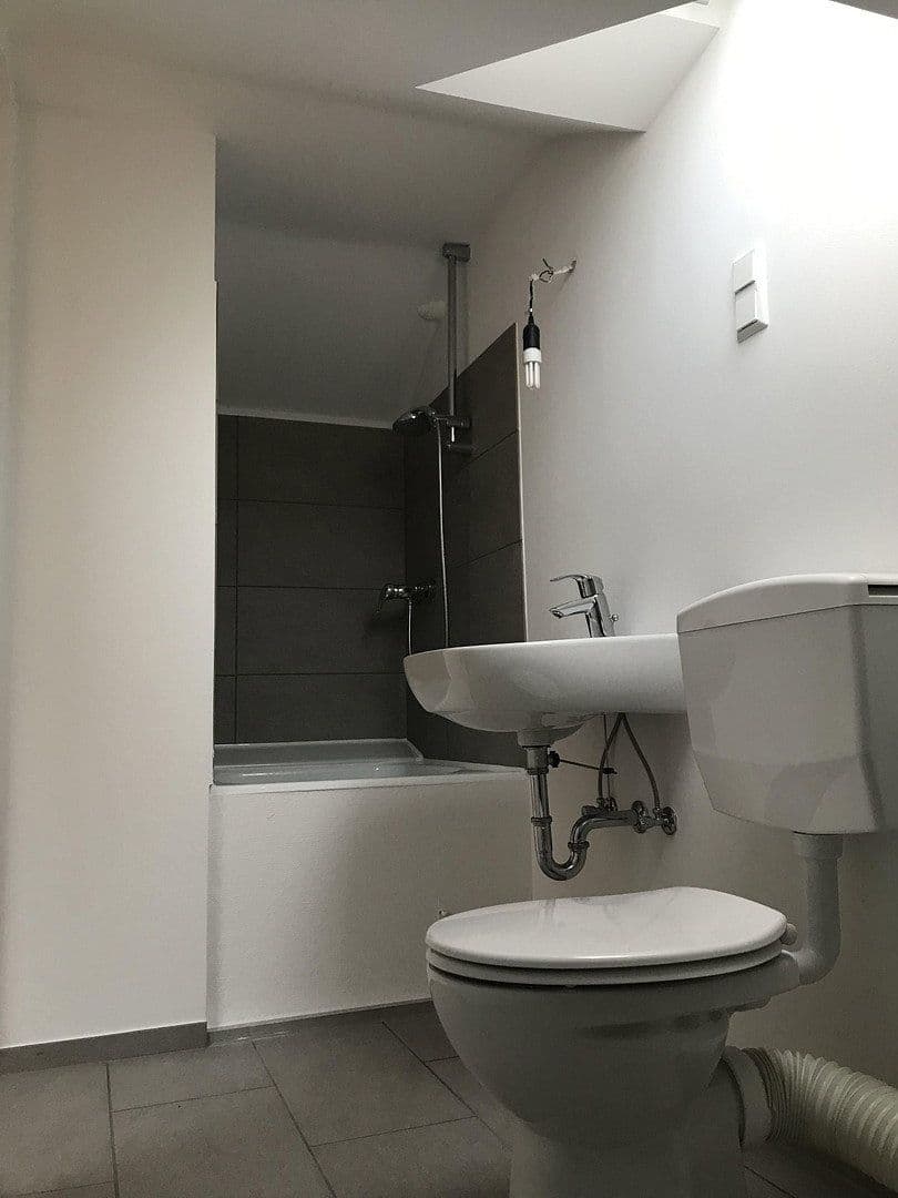 Predaj domu 228 m², pozemok 1.055 m², Wörth am Rhein, Porýnie-Falcko Predaj domu 228 m², pozemok 1.055 m², Wörth am Rhein, Porýnie-Falcko