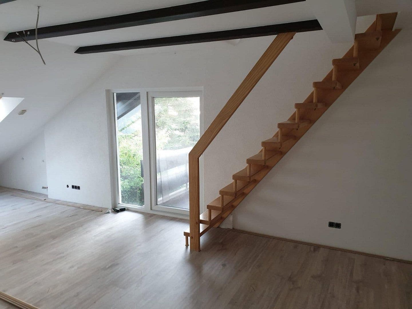 Predaj domu 228 m², pozemok 1.055 m², Wörth am Rhein, Porýnie-Falcko Predaj domu 228 m², pozemok 1.055 m², Wörth am Rhein, Porýnie-Falcko