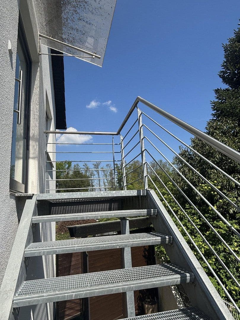 Predaj domu 228 m², pozemok 1.055 m², Wörth am Rhein, Porýnie-Falcko Predaj domu 228 m², pozemok 1.055 m², Wörth am Rhein, Porýnie-Falcko
