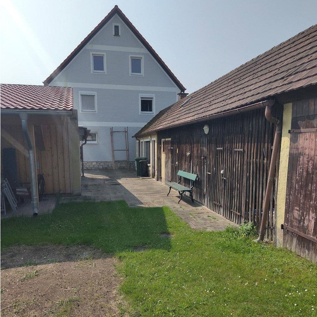 Predaj domu 209 m², pozemok 1.310 m², Burglengenfeld, Bavorsko Predaj domu 209 m², pozemok 1.310 m², Burglengenfeld, Bavorsko