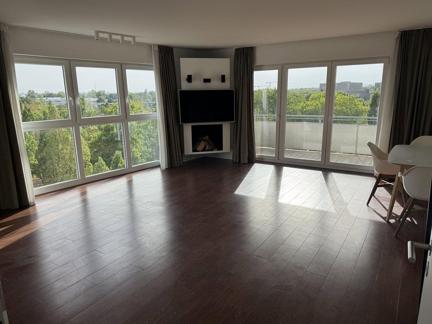 Predaj bytu 4-izbový 110 m², Frankfurt, Hesensko Predaj bytu 4-izbový 110 m², Frankfurt, Hesensko