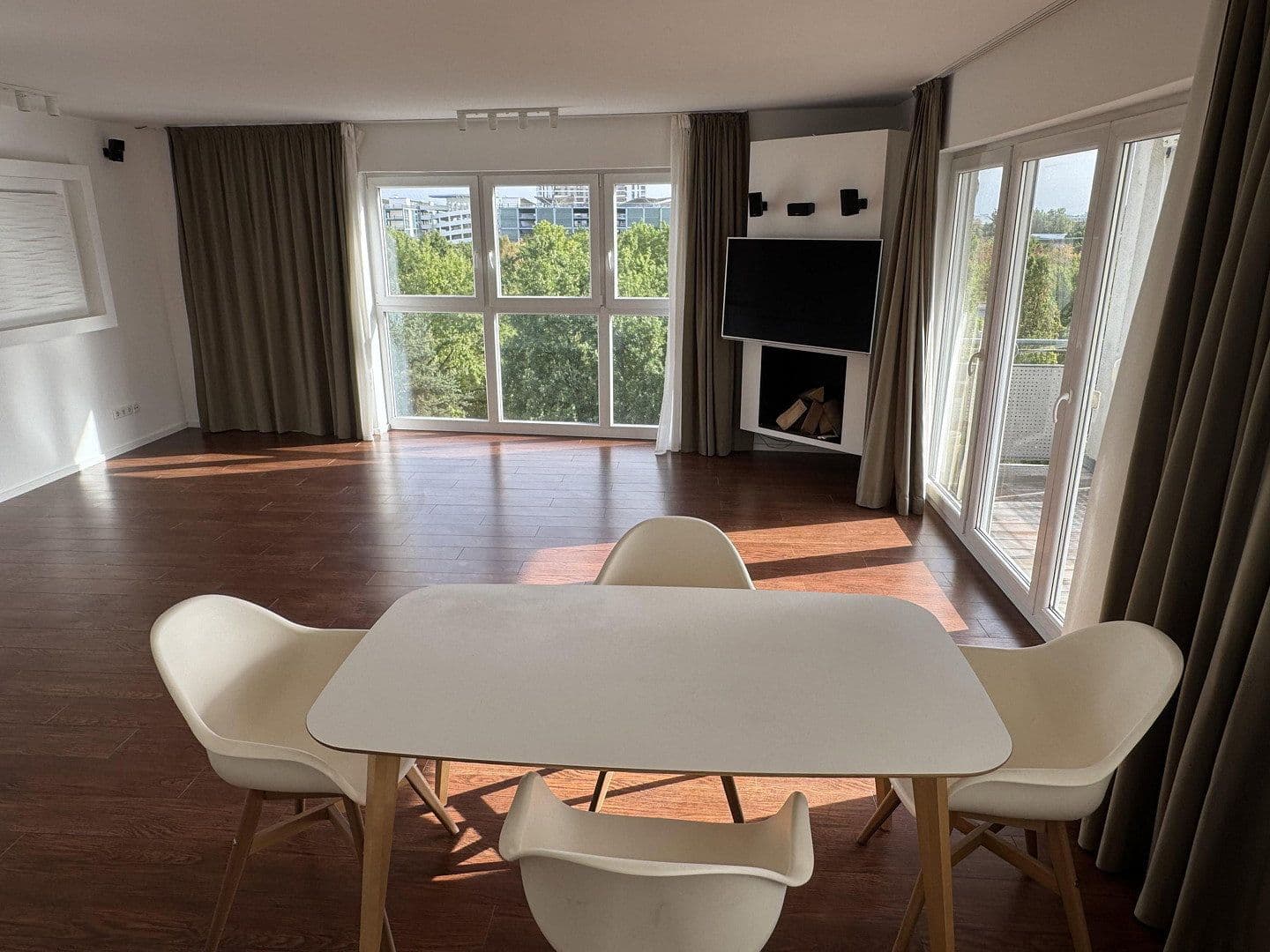 Predaj bytu 4-izbový 110 m², Frankfurt, Hesensko Predaj bytu 4-izbový 110 m², Frankfurt, Hesensko