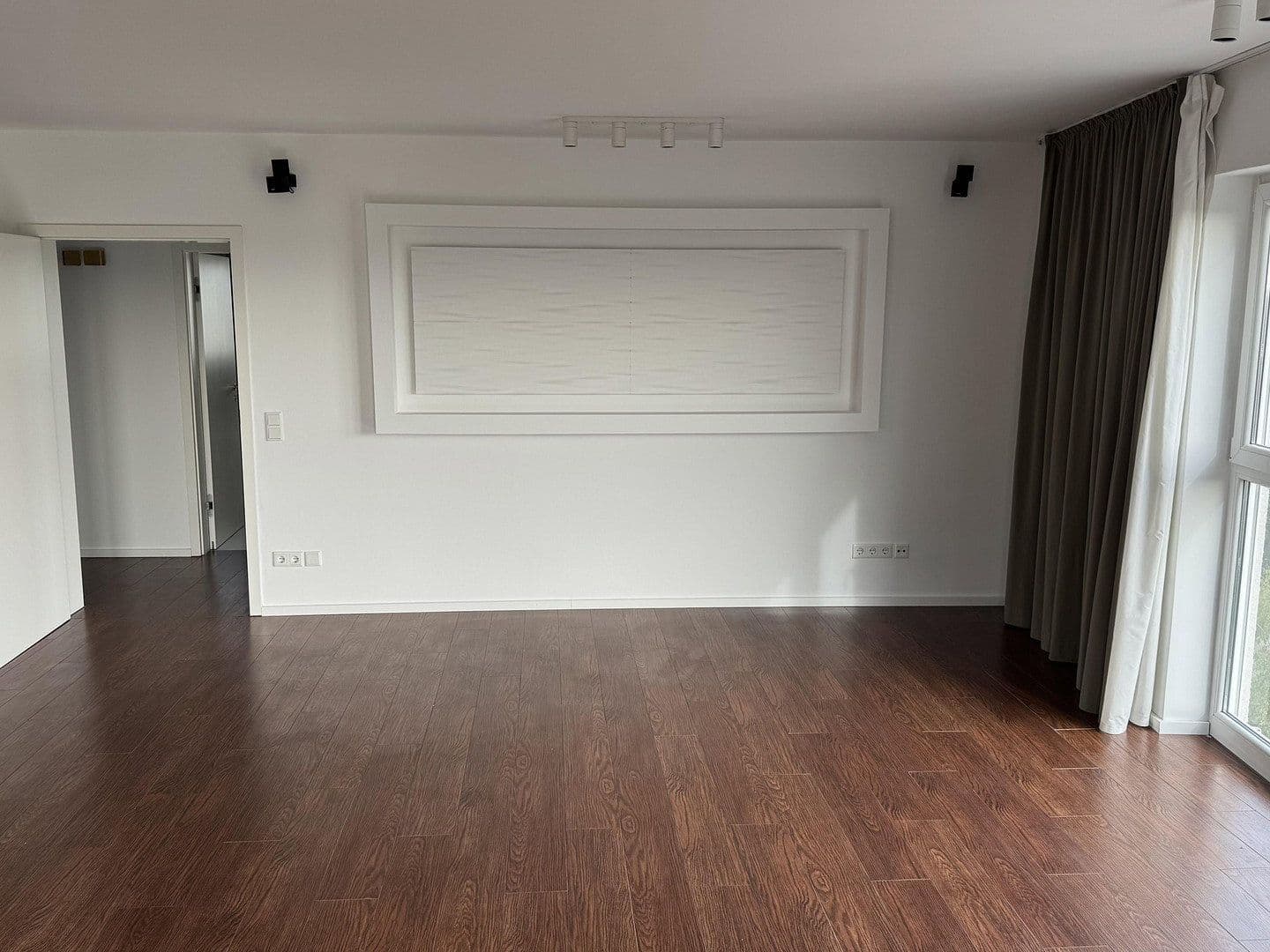 Predaj bytu 4-izbový 110 m², Frankfurt, Hesensko Predaj bytu 4-izbový 110 m², Frankfurt, Hesensko