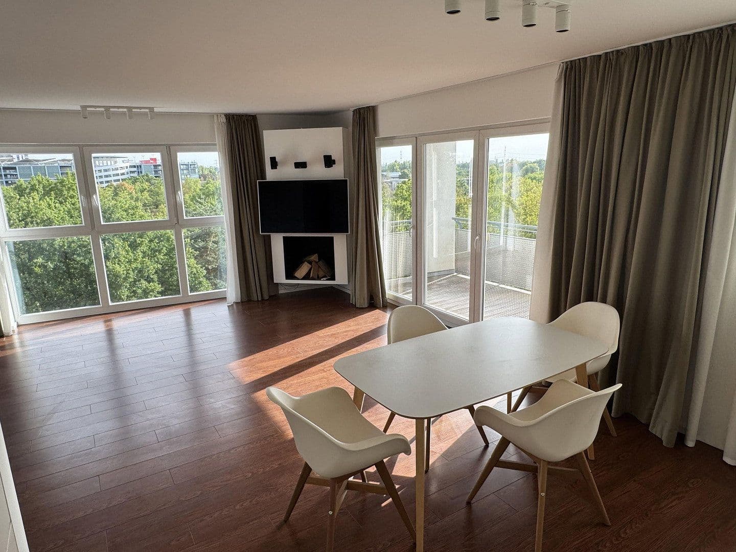 Predaj bytu 4-izbový 110 m², Frankfurt, Hesensko Predaj bytu 4-izbový 110 m², Frankfurt, Hesensko