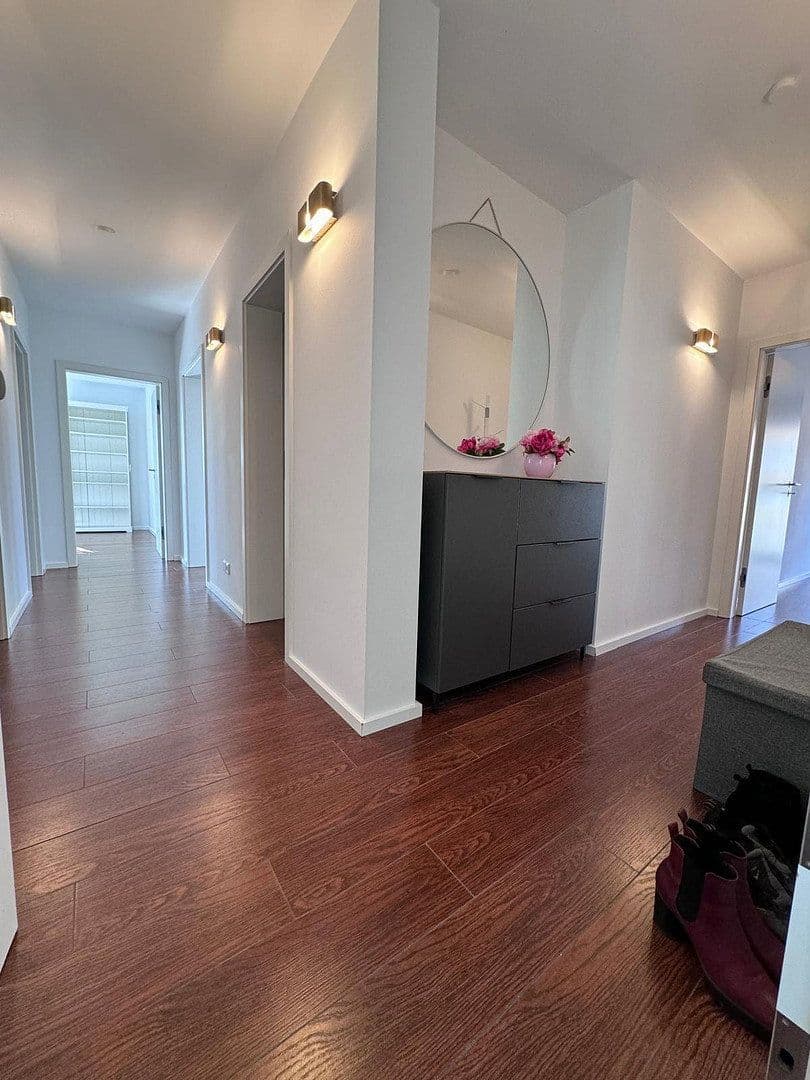 Predaj bytu 4-izbový 110 m², Frankfurt, Hesensko Predaj bytu 4-izbový 110 m², Frankfurt, Hesensko