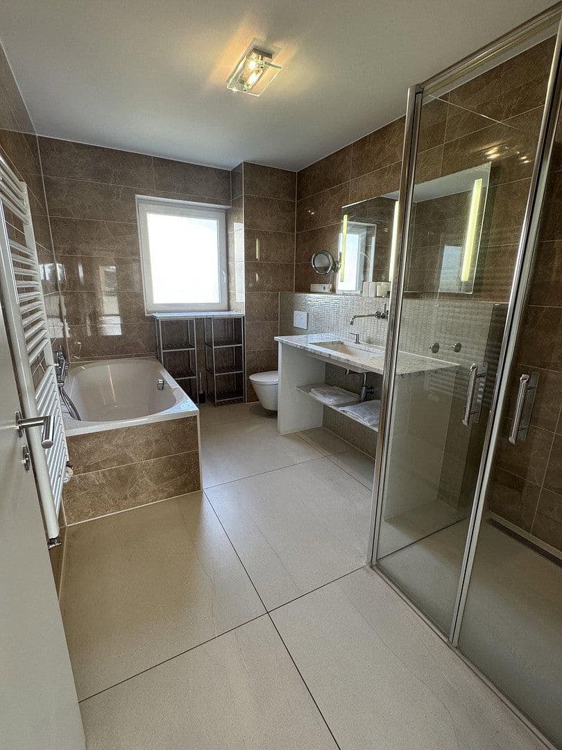 Predaj bytu 4-izbový 110 m², Frankfurt, Hesensko Predaj bytu 4-izbový 110 m², Frankfurt, Hesensko