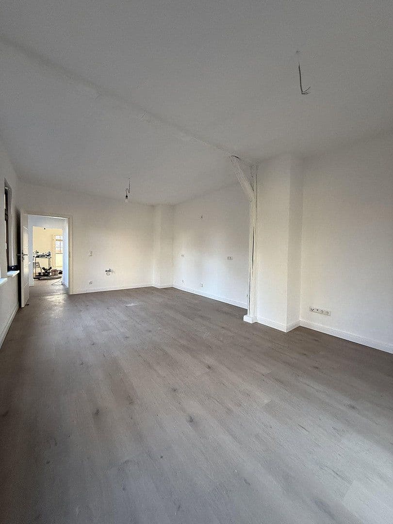 Prenájom bytu 4-izbový 90 m², Heidenberg 89, Apolda, Durínsko Prenájom bytu 4-izbový 90 m², Heidenberg 89, Apolda, Durínsko
