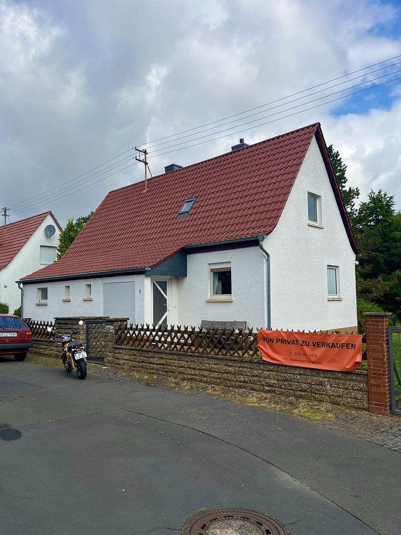 Predaj domu 175 m², pozemok 1.300 m², Am Kleeweiher 5, Dreieich, Hesensko Predaj domu 175 m², pozemok 1.300 m², Am Kleeweiher 5, Dreieich, Hesensko